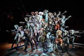 Andrew lloyd webber's the phantom of the opera has returned to its home, her majesty's theatre london, and tickets are on sale for performance until 13th february 2022. Cats Tickets Ticketcorner Offizieller Ticketverkauf