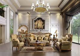The Space Is Big And Has A Luxurious And Elegant Shapes And Large Sofa Chairs An Luxury Furniture Living Room Traditional Design Living Room Luxury Living Room