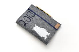 Nutz ihr noch heute euren konventionellen terminkalender? Tutorial Kalenderhulle Nahen Und Applizieren