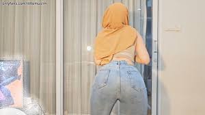 Behind the Hijab My Onlyfans Journey & Jeans Try-on: Amateur Amateur Porn |  xHamster