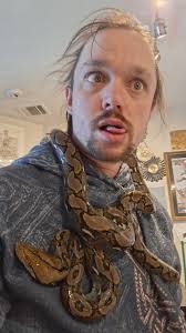 What tank do I need for this corn snake bought without research?