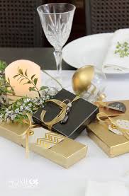 12 dinner party table gifts for guests for a summer gathering these favor ideas are meant to be tasteful, easy to prepare, affordable, and are ideal for a summer birthday dinner or luncheon with an intimate guest list—not more than 12 or so people. Christmas Eve Dinner Table Home Made By Carmona