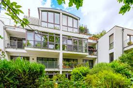 Unsere ferienwohnung ist familiengeführt und bietet ihnen deshalb einen tollen. Otto Lilienthal Denkmal Und Musikantenviertel Wohnen Am Marienplatz