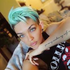 If you want daring an are willing to go super short on the bottom, this is a unique hairstyle that will be 41 trendy short sides long top hairstyles. Pin On The Big Cut