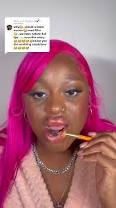 Paige Coyle's Instagram, Twitter & Facebook