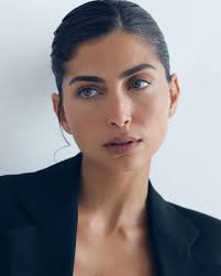 On the beach 🌟Harriet Marshall🌟 @harrietmarshal by @ggphotographyofficial  📸