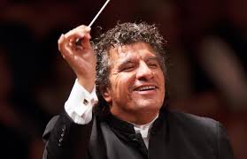 The final concert has us like 😍 Join us for the Shepherd School Symphony  Orchestra's 'A Constellation of Sounds & Stories' at 7:30pm TONIGHT in  Stude Concert Hall. 🎶 This final performance