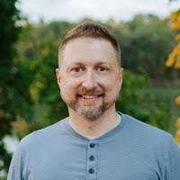 1500+ "Tinér" profiles