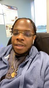 Viral Cashier Looks Like Escapee Derrick Groves: Fact or Fiction?