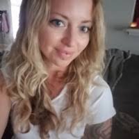 Elizabeth Sapp's Instagram, Twitter & Facebook