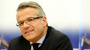 Vincent Clerc sets brand new executive team