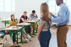 Dari 3 pembagian kata yang ada dalam bahasa arab, hanya 2 jenis yang saya pilih, yaitu kata benda dan kata kerja. Contoh Karangan Bahasa Arab Tentang Diri Sendiri Dan Artinya Ilmu Akademika