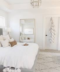 9 Home Decor Trends To Follow In 2019 Gold Bedroom Decor Luxurious Bedrooms Farmhouse Bedroom Decor