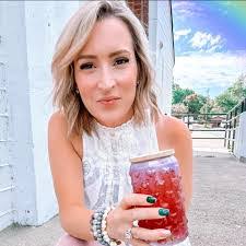 Latoya Hester's Instagram, Twitter & Facebook