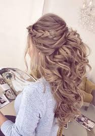Flechtfrisuren Zur Hochzeit 50 Brautfrisuren Mit Zopf Brautfrisuren Flechtfrisuren Hochzeit Diyfrisuren New Site In 2020 Hair Styles Elegant Hairstyles Curly Hair Styles