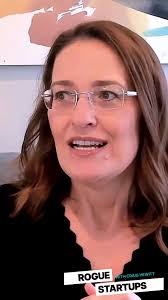 𝐖𝐡𝐚𝐭 𝐢𝐟 𝐭𝐡𝐞 𝐭𝐨𝐨𝐥 𝐲𝐨𝐮 𝐟𝐞𝐚𝐫𝐞𝐝 𝐦𝐨𝐬𝐭 𝐛𝐞𝐜𝐚𝐦𝐞  𝐭𝐡𝐞 𝐬𝐞𝐜𝐫𝐞𝐭 𝐭𝐨 𝐲𝐨𝐮𝐫 𝐛𝐞𝐬𝐭 𝐰𝐨𝐫𝐤? , On this episode, my  guest shares how embracing AI—specifically Claude—flipped the script