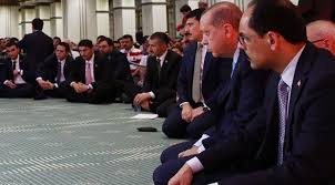 Abdülkadir selvi, klasik eğitimini tamamladıktan sonra ankara'da gazi üniversitesi'nde lisans eğitimi aldı ve metalürji bölümü'nden mezun oldu. Selvi Erdogan In Rahatsizligini Yazdi Son Dakika Haberleri