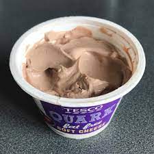 Quark With Cadbury Highlights Sachet 2syns Mixed In And Left Over Night Swfail Cocoa Chocolate Kvarg Quark Recipes Snack Recipes Cadbury