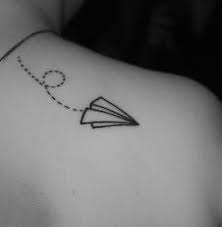 Maybe you would like to learn more about one of these? Paper Airplane Tattoo Tinta Para Tatuaje Tatuajes Elegantes Tatuajes Minimalistas