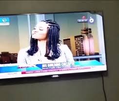 Best female tv presenter ( archived) (12). Hilarious Video Female Channels Tv News Presenter Caught Trying To Kiss Live On Air
