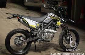 Waktu tadi pagi main ke chemonk di jalan assiroth jalan panjang, ketemu dengan motor bozz chemonk…. 2014 Kawasaki Klx 150bf Rp4 200 000 Hitam Kawasaki Terpakai Kawasaki Motosikal Kawasaki Jakarta Imotorbike Co Id