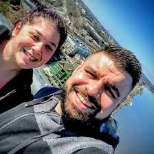 I'm Robert I'm form Long Island New York but been in Va since I was 15 I'm  27 now, just looking to connect and meet others from