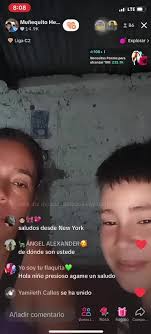 Saludo encantador de Danilito para su público