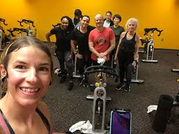I had the privilege of taking Aria's Bodypump class and Jera's Cycle class  today, and let me tell you, these ladies are top notch! Both gave a kick  butt workout, with back