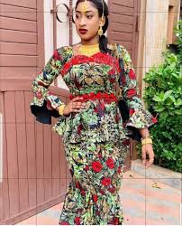 The social media platform makes it easy for users to share and save photos shared by other users and organizations. Pin By Kani Boulandja On Wax African Fashion Traditional African Print Dresses African Fashion Ankara