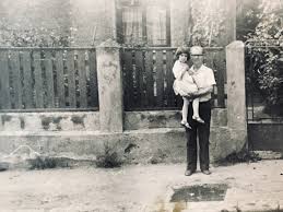 Fii un leu curajos, o vulpe vicleană, un vultur neobosit, un urs puternic! Ce Am InvÄÈat Despre ViaÈÄ Èi Fericire De La Bunicul Meu De 91 De Ani Fine Society