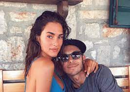 Il 'dottore' diventerà papà per la prima volta a 42 anni rossi si ritira: Chi E Francesca Sofia Novello La Nuova Fidanzata Di Valentino Rossi