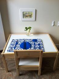 Our Montessori Weaning Table Seasonal Flowers Picked From Our Backyard In An Inexpensive Bud Vase Add B Montessori Environment Montessori Montessori Toddler