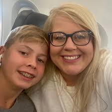 Julie Koleas Grimes (@juliekgrimes)