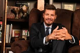 7,229,173 likes · 307,549 talking about this. De Tal Palo Tal Astilla Marcelo Tinelli Compartio El Nuevo Entretenimiento De Su Hijo Minuto E