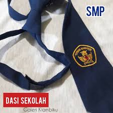 Selain dilengkapi dengan gambar atau model pun dilengkapi penjelasan sesuai dengan petunjuk penyelenggaraan pakaian seragam pramuka. Dasi Sekolah Bordir Dan Sablon Sd Smp Dan Sma Shopee Indonesia