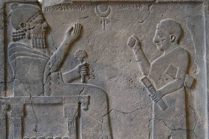 Escritura Sumeria: El Origen Cuneiforme, Evolución y Características