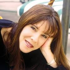 Julia Vitale's Instagram, Twitter & Facebook