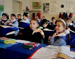Cate saptamani are anul scolar ?? Cand Incep Cursurile È™i Cate Zile De È™coalÄƒ Mai Au Elevii Structura Anului È™colar 2020 2021 Cu Detalii Despre Examene