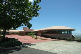 From the pen of frank lloyd wright to hawaii this clubhouse was based on a design for a home frank lloyd wright was going to build for marilyn monroe and arthur miller. Marilyn Monroe House Welcome To Maui