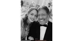 Cuántos años tiene la nueva novia de Juan Osorio? Eva Daniela, su  prometida, tiene 29 años (es 38 años menor que él)