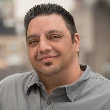 Mark Lucci's Instagram, Twitter & Facebook