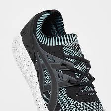 This trainer is a revival of the iconic silhouette that dates back to 1993. Asics Gel Kayano Knit Teal Idae