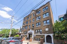 Apartments for Rent in Philadelphia, PA | University Court Apartments