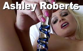 Louise Roberts Naked XXX HD Videos.