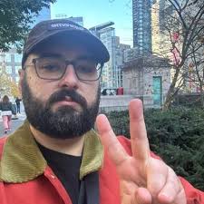 Justin Kolb (@JustinKolb)