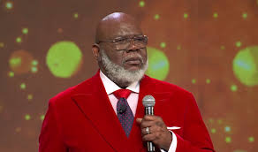WATCH | Bishop T.D. Jakes denies getting lit at Diddys sex parties - IzzSo  - News travels fast !!