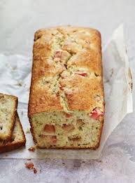 Cake A La Rhubarbe Et Aux Pistaches Ricardo Recipe Pistachio Cake Recipe Pistachio Cake Savoury Cake