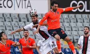 Galatasaray kulübü, jimmy durmaz'ın 1 yıllığına kiralık olarak karagümrük'e transfer olduğunu açıkladı. Basaksehir Karagumruk Jimmy Durmaz Damgasi
