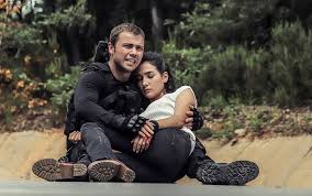 Uzun süre ekranda hazan olarak izlediğimiz baysal, söz dizisinde izleyiciyi ilk başlarda garip gelebilir, ancak iyi. Star Tv Ekranlarinda Yayinlanan Soz Dizisinin 3 Yeni Sezon Oyuncu Kadrosuna Mine Cayiroglu Katildi Iste Soz Dizisinin Paylas Io Sosyal Yer Imleme Araci Haberlerin Ve Ilgincli Linklerin Paylasim Ortami