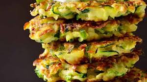 Galettes De Courgettes Rapees Galette De Courgette Beignets De Courgettes Courgettes Rapees